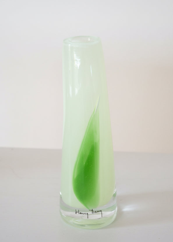 flower vase (Henry Dean)