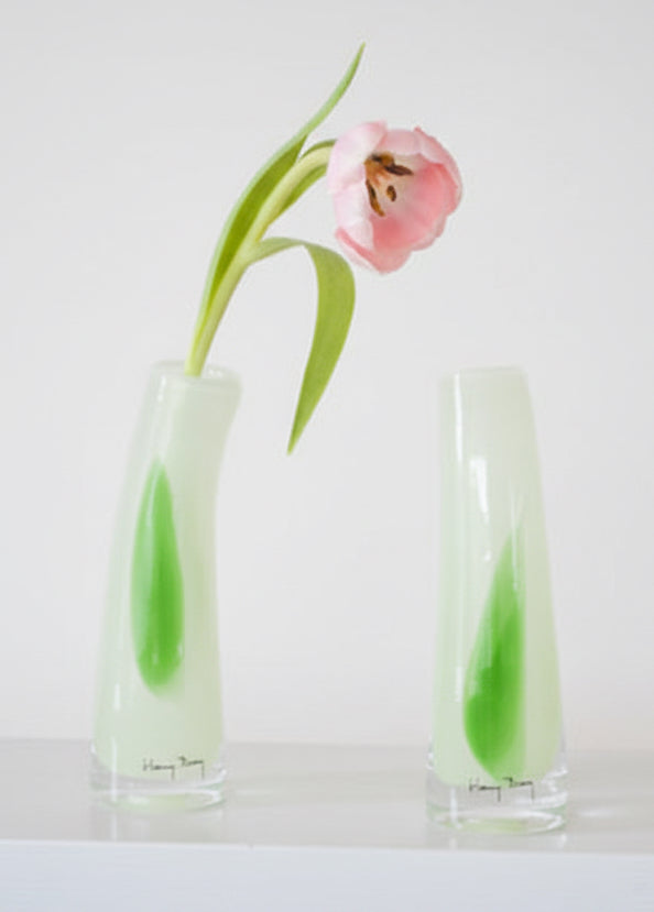flower vase (Henry Dean)